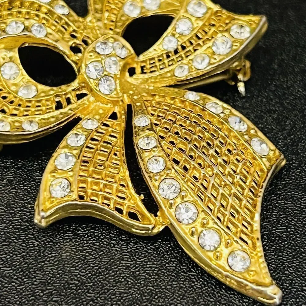 Vintage rhinestone crystal